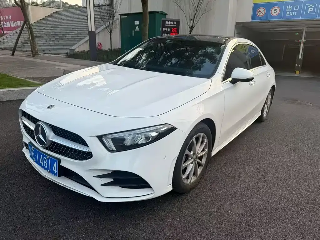Mercedes-Benz A-Class — фото 1