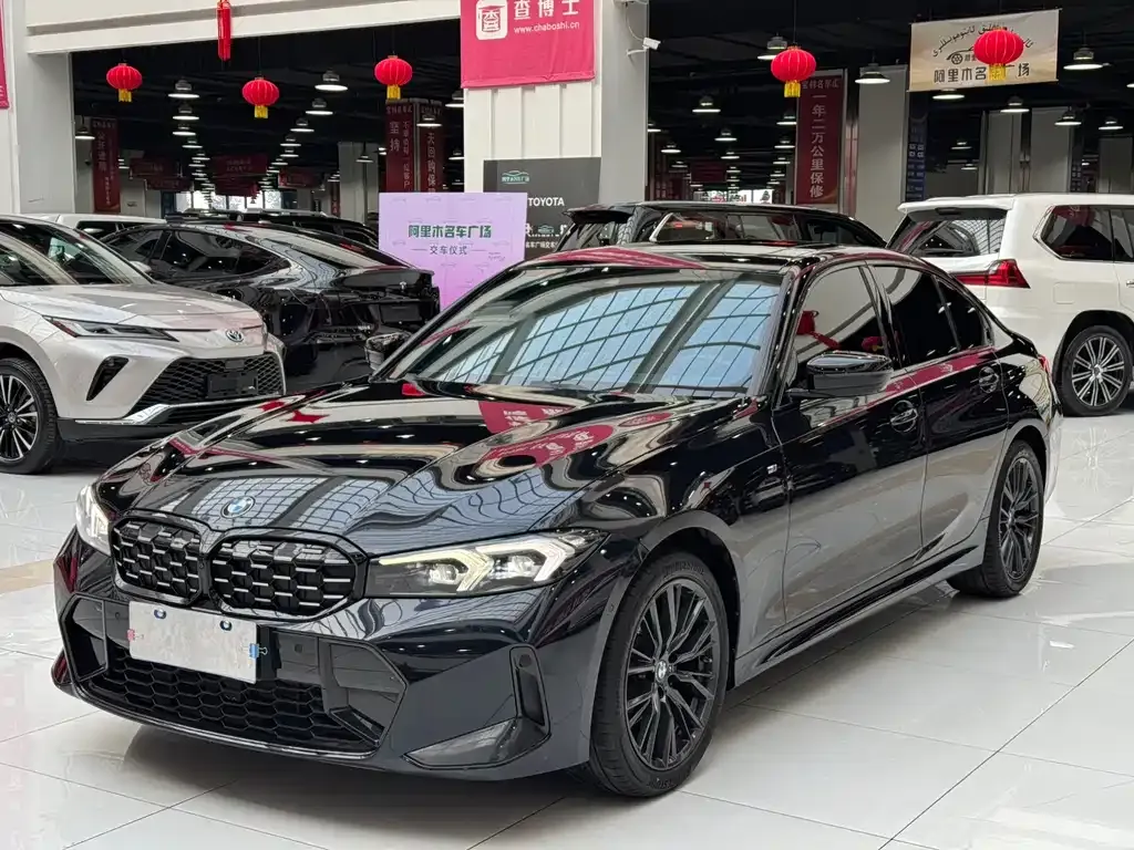 BMW 3 Series 2023 из CN, фото 1