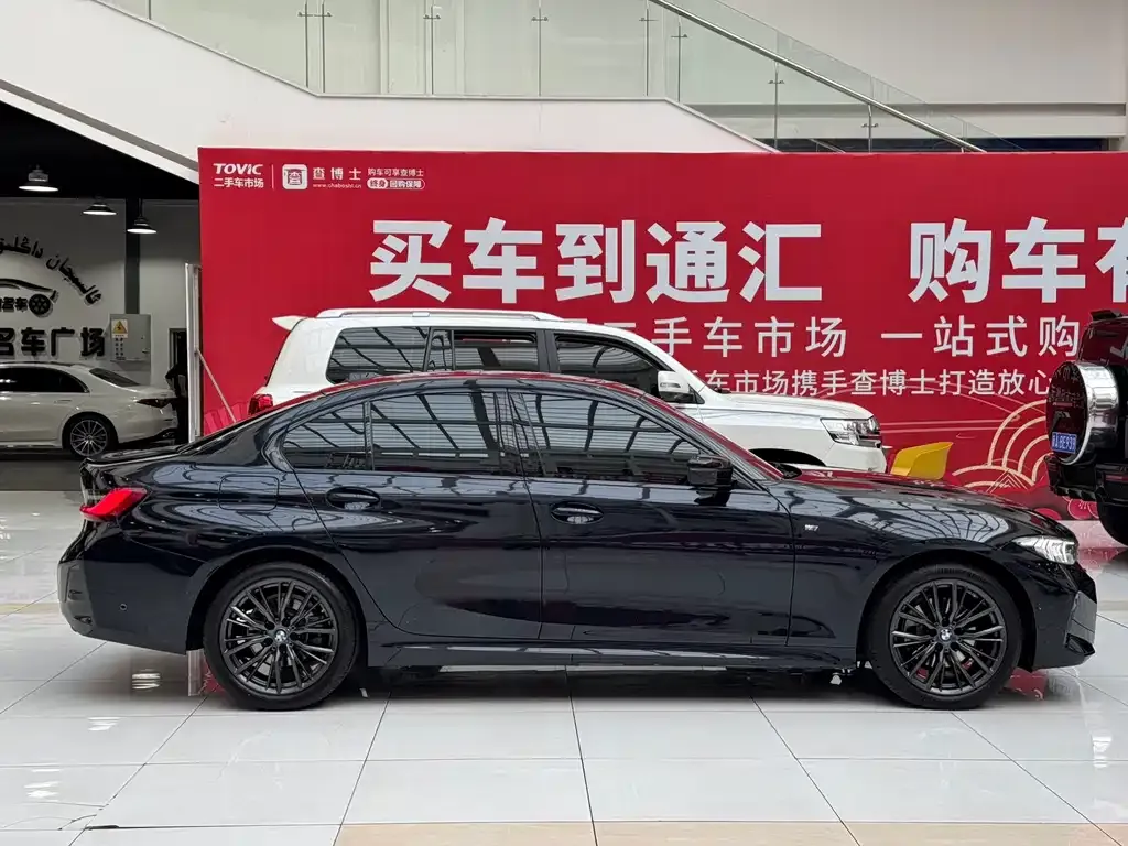 BMW 3 Series 2023 из CN, фото 2