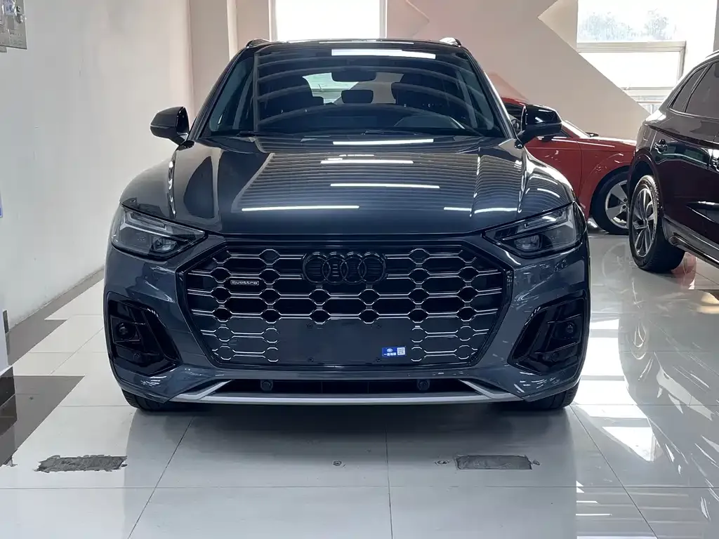 Audi Q5L 2022 из CN, фото 6