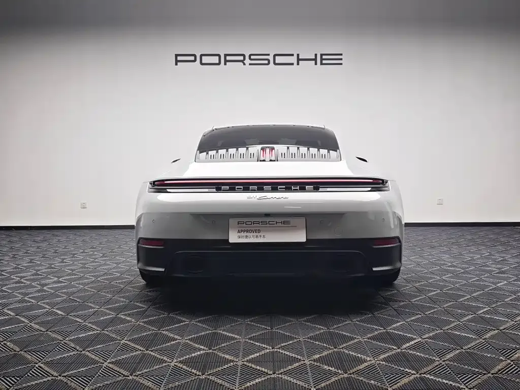 Porsche 911 2025 из CN, фото 10