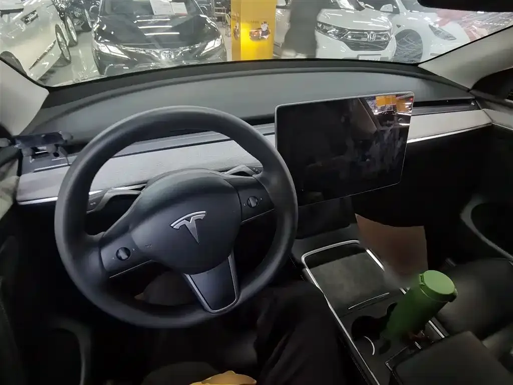 Tesla Model Y 2024 из CN, фото 9