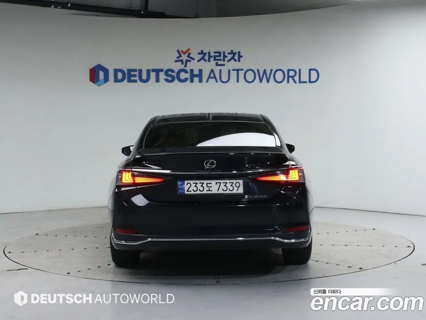Lexus ES 2023 из KR, фото 4