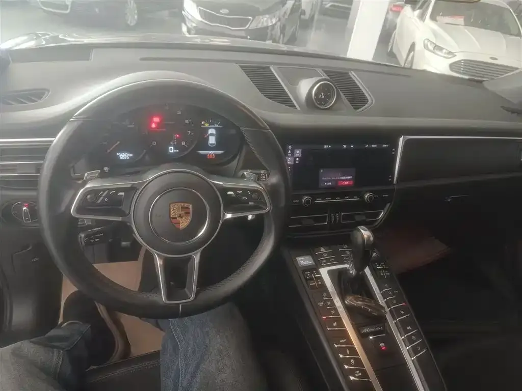 Porsche Macan 2021 из CN, фото 6