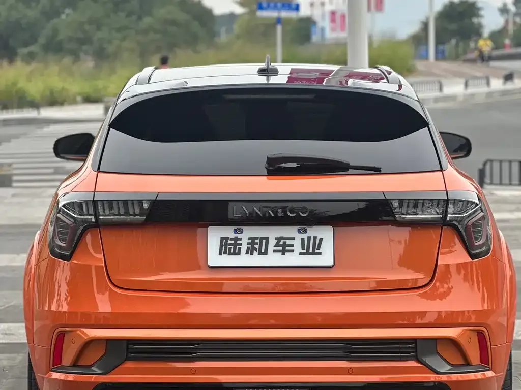 Lynk & Co 02 Hatchback 2022 из CN, фото 8
