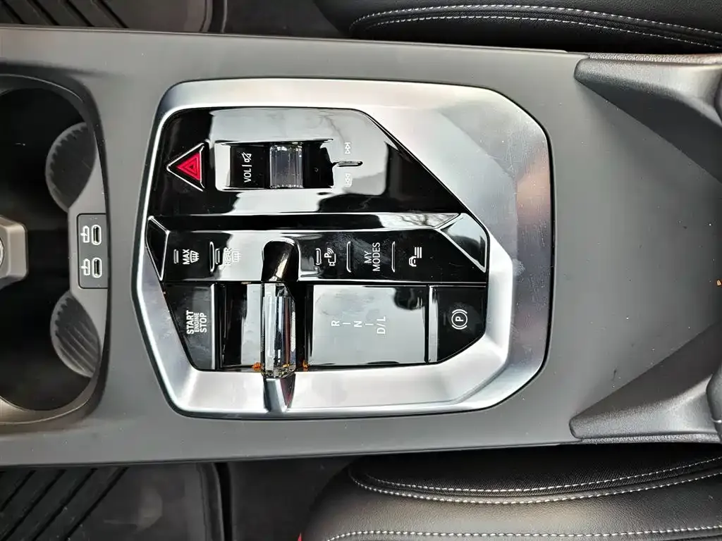 BMW 2 Series 2025 из CN, фото 5