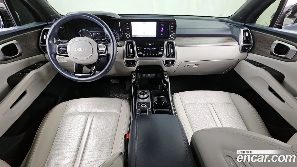 Kia Sorento — фото 9
