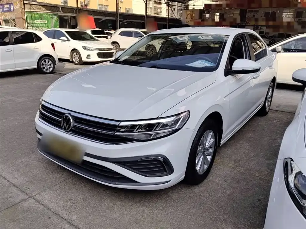 Volkswagen Bora 2023 из CN, фото 10