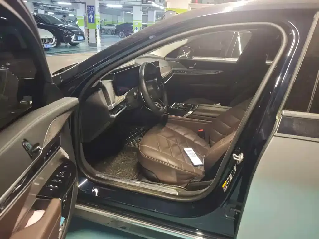 BMW i7 2023 из CN, фото 6