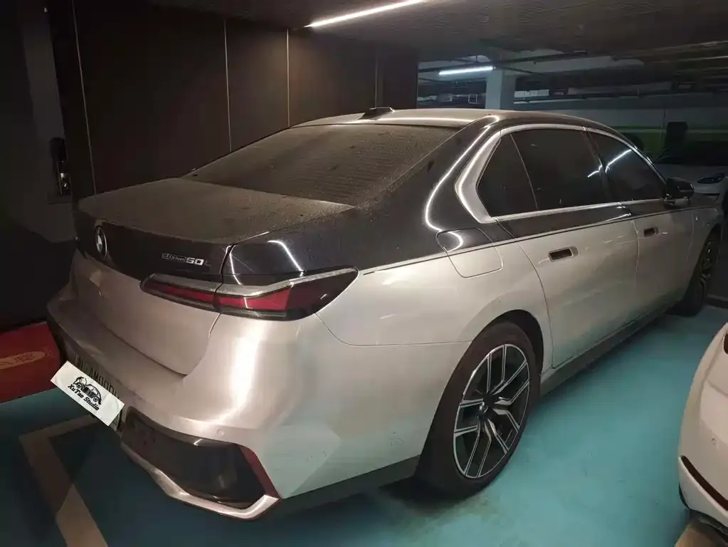 BMW i7 2023 из CN, фото 2