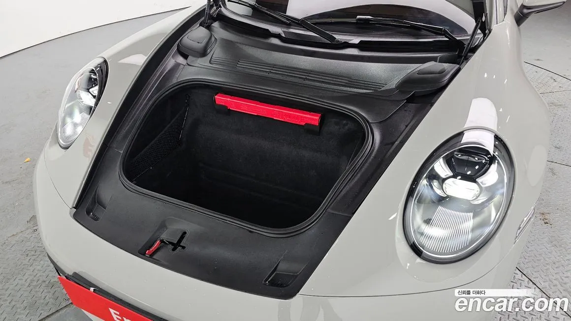 Porsche 911 2024 из KR, фото 10