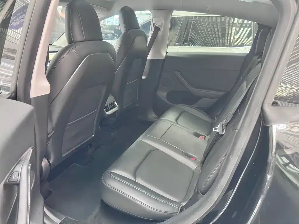 Tesla Model Y 2021 из CN, фото 8