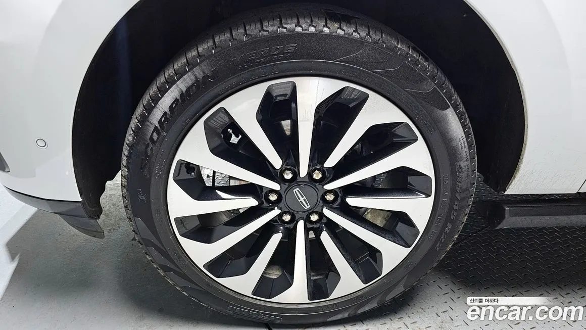 Lincoln Navigator — фото 10