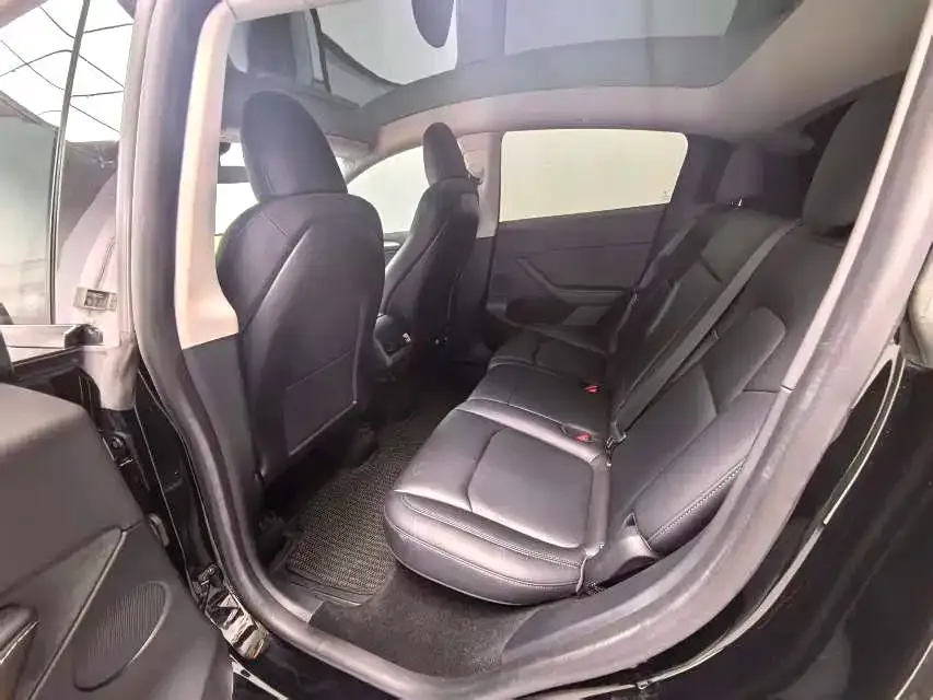 Tesla Model Y 2022 из CN, фото 2