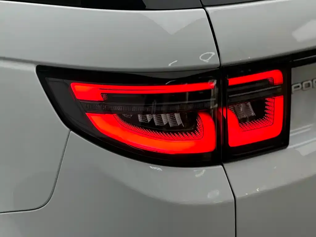 Land Rover Discovery Sport — фото 3