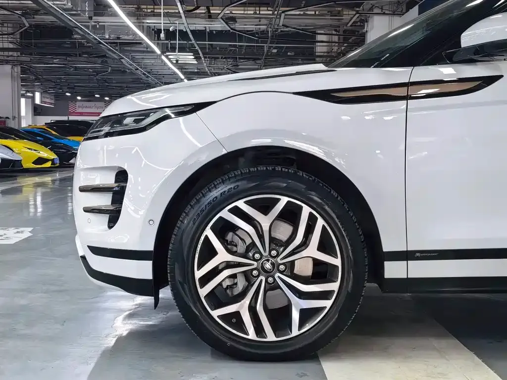 Land Rover Evoque — фото 7