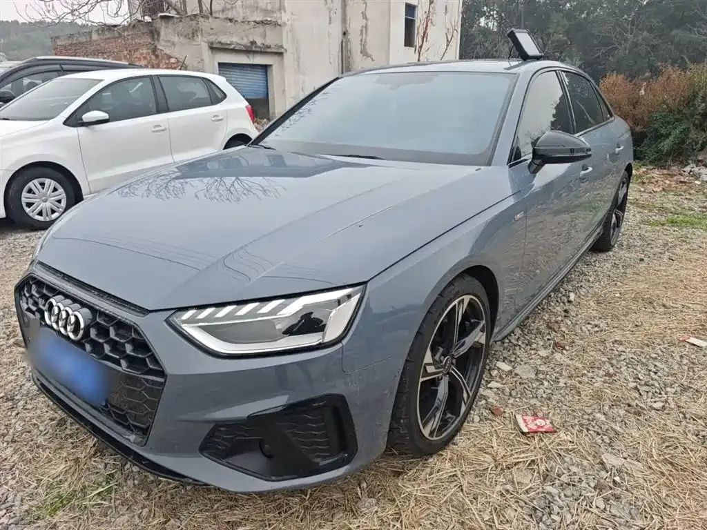 Audi A4L 2022 из CN, фото 3
