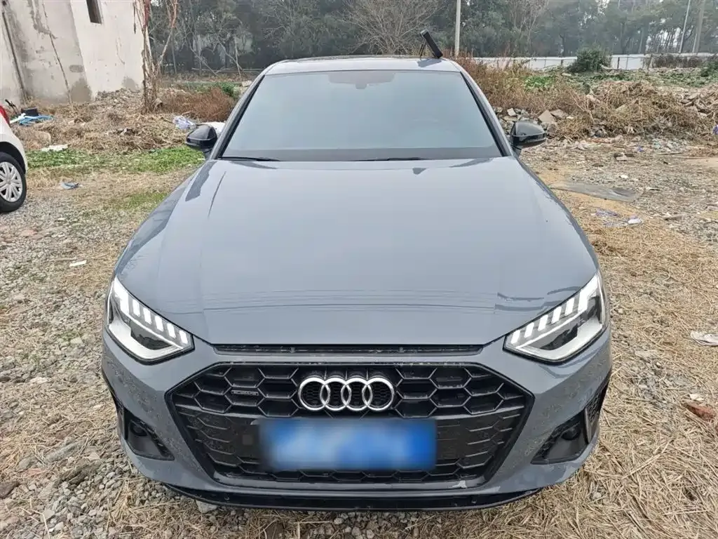 Audi A4L 2022 из CN, фото 8