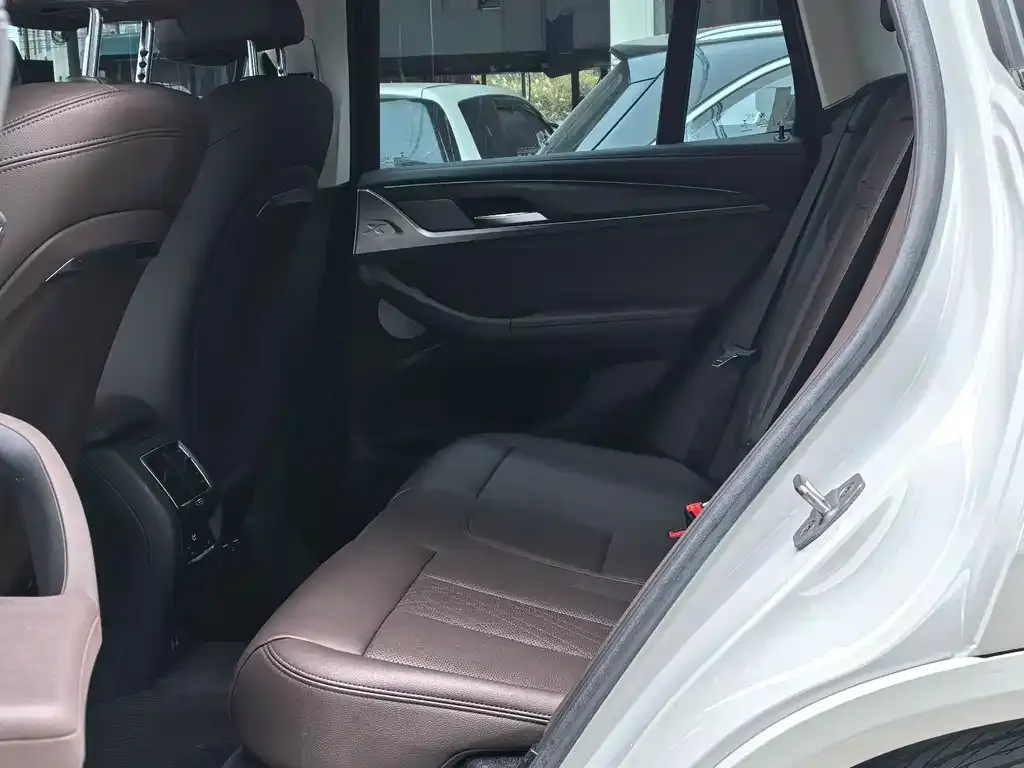 BMW X3 2023 из CN, фото 4