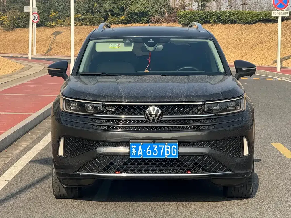 Volkswagen Tavendor 2023 из CN, фото 8