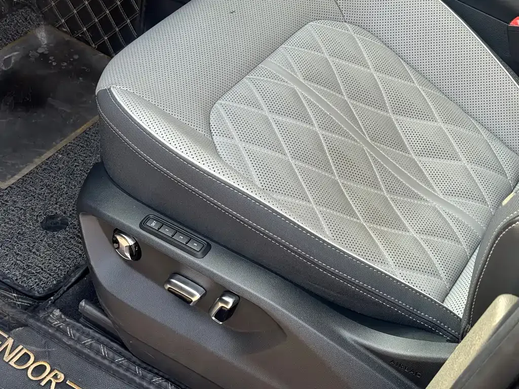 Volkswagen Tavendor 2023 из CN, фото 10