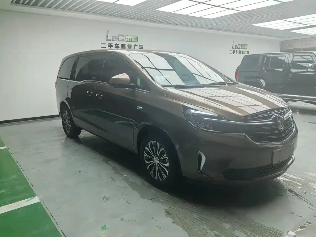 Buick GL8 2022 из CN, фото 9