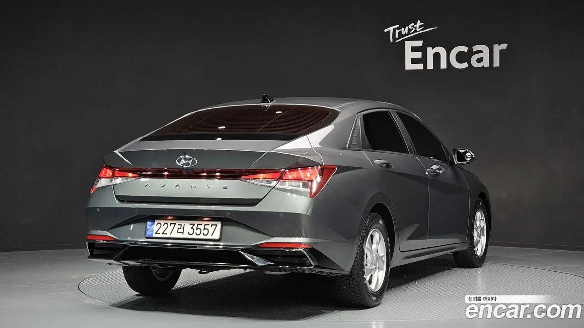 Hyundai AVANTE — фото 5