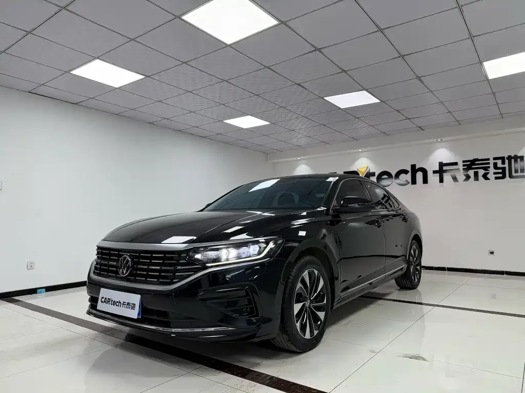 Volkswagen Passat 2023 из CN, фото 1