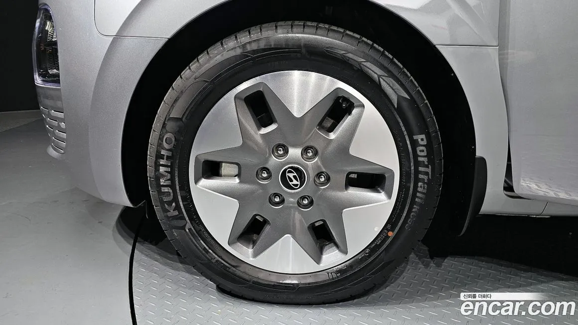 Hyundai Staria 2025 из KR, фото 7
