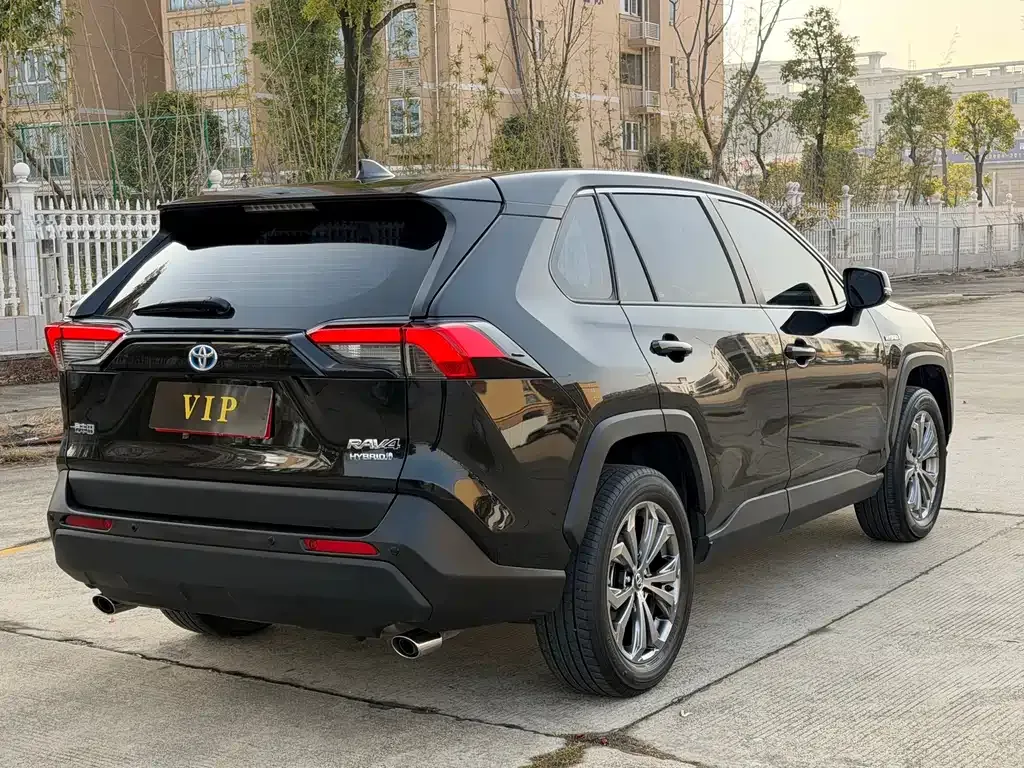Toyota RAV4 2024 из CN, фото 7