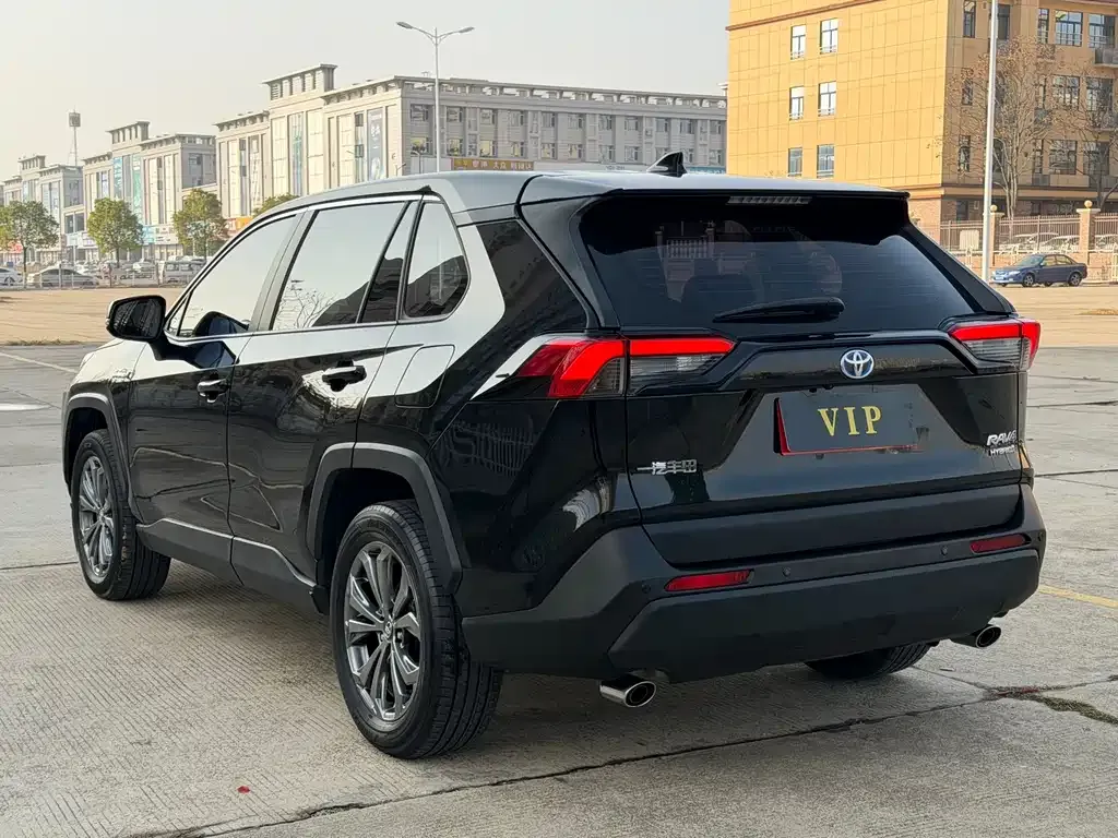 Toyota RAV4 2024 из CN, фото 6
