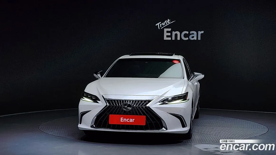 Lexus ES 2023 из KR, фото 2