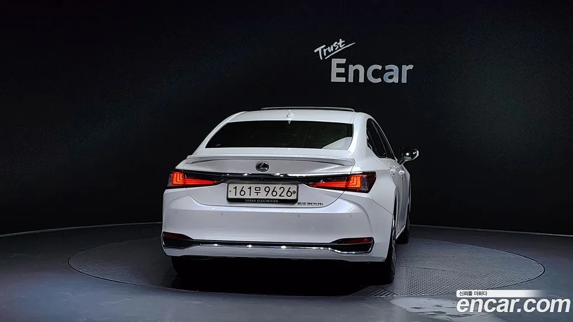 Lexus ES 2023 из KR, фото 3