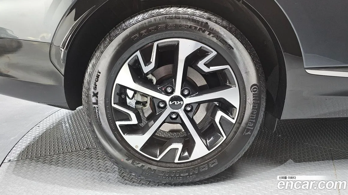Kia Sportage — фото 5
