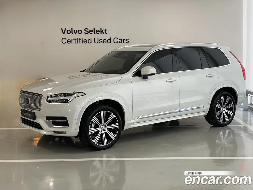Volvo XC90 — фото 1