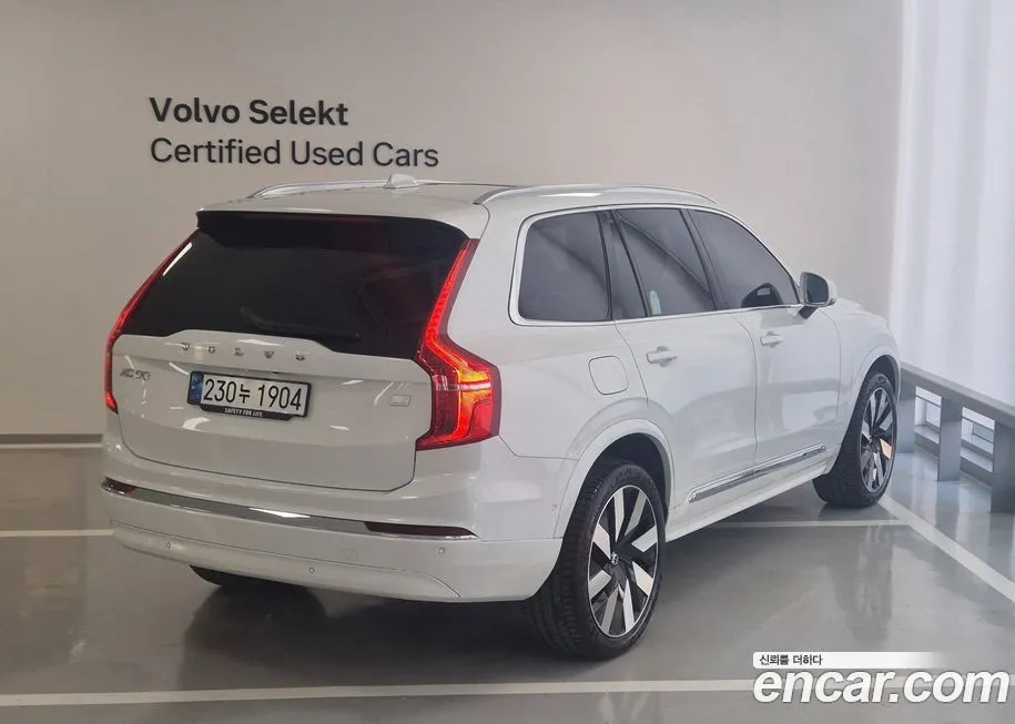 Volvo XC90 — фото 2