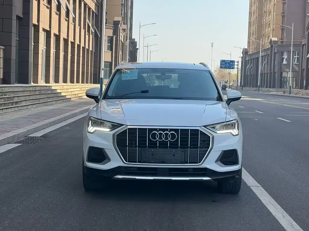 Audi Q3 2021 из CN, фото 2