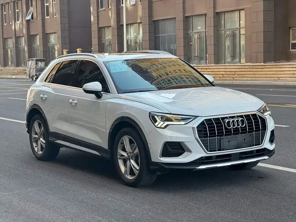 Audi Q3 2021 из CN, фото 3