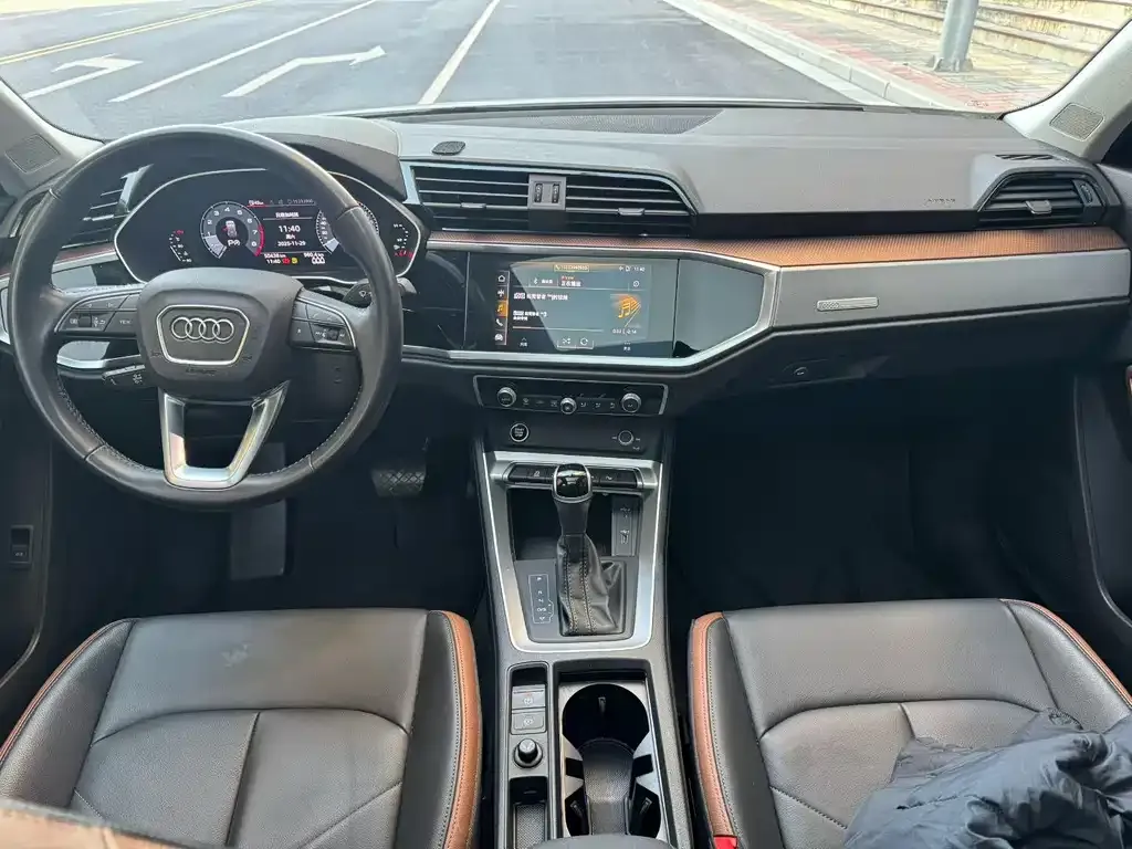 Audi Q3 2021 из CN, фото 5