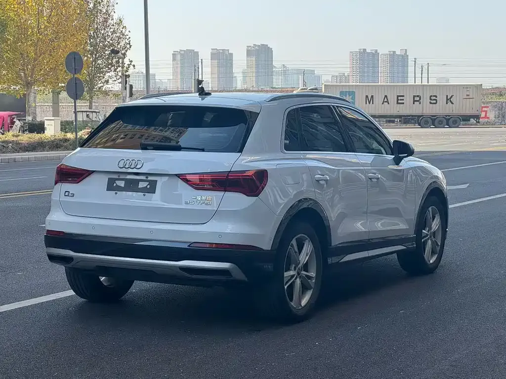 Audi Q3 2021 из CN, фото 9