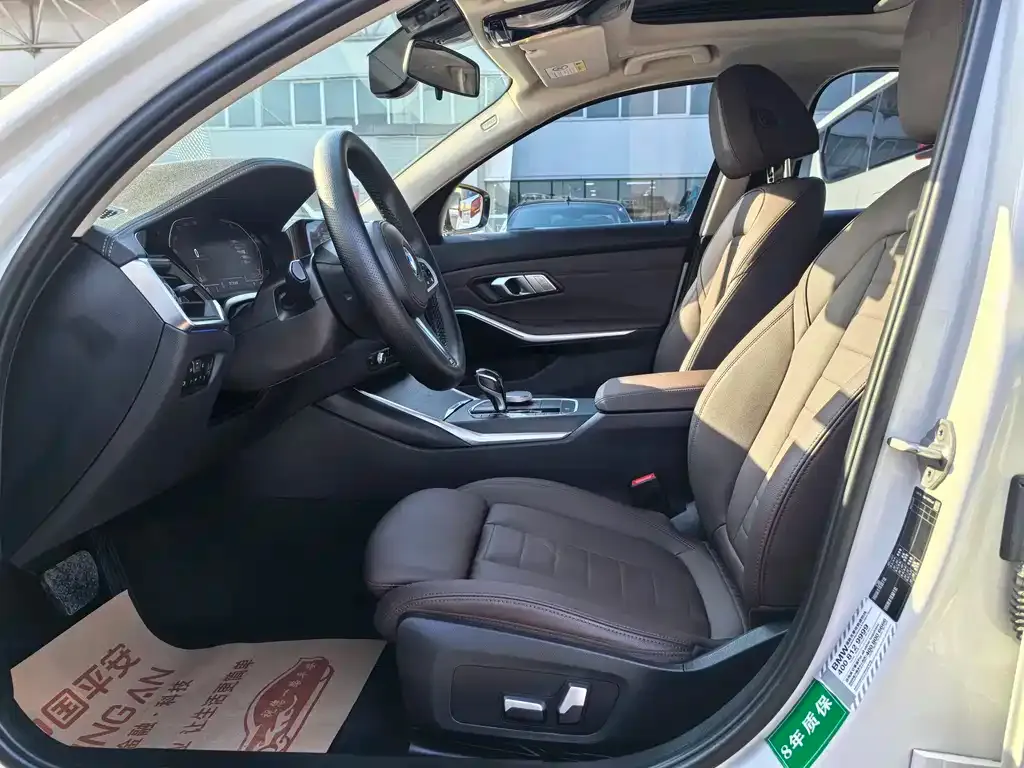 BMW 3 Series 2021 из CN, фото 6