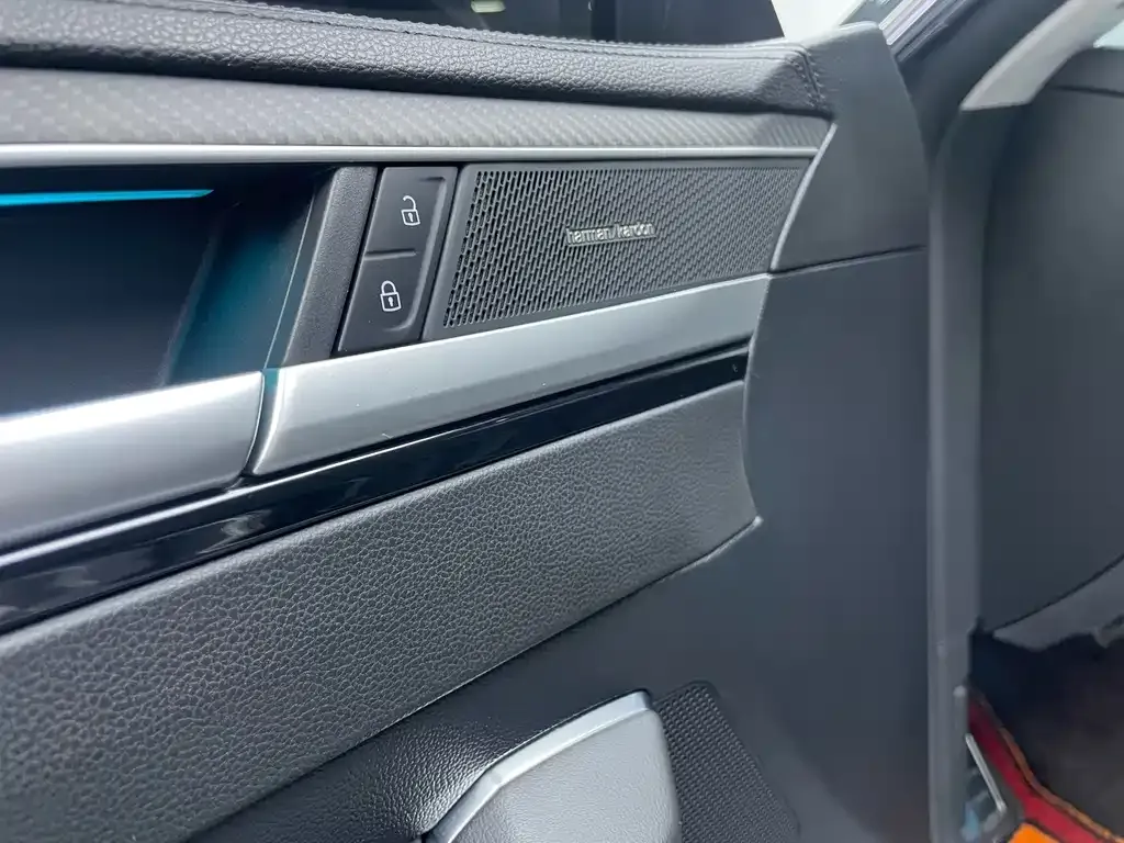 Volkswagen CC 2022 из CN, фото 6