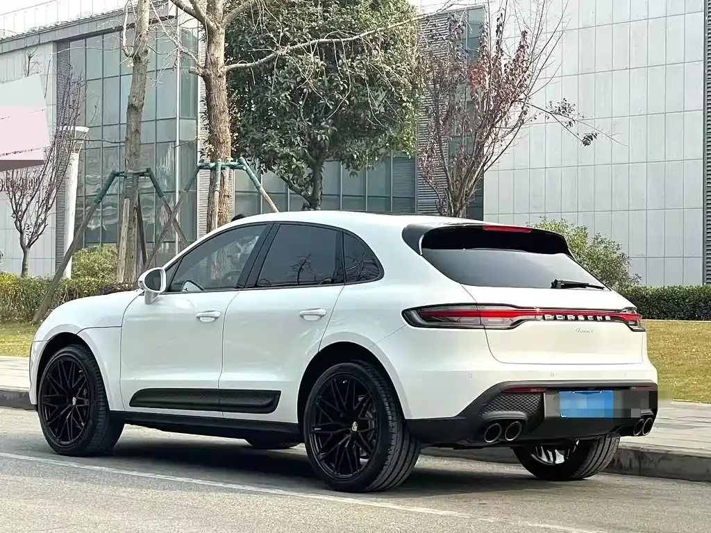 Porsche Macan — фото 9