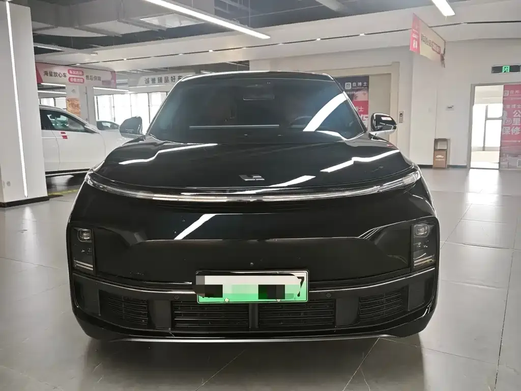 Li Auto L8 2023 из CN, фото 2