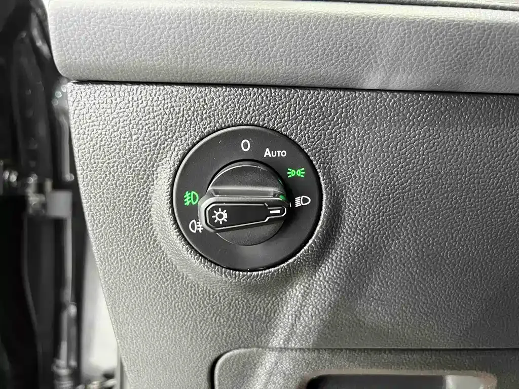 Volkswagen Tharu 2023 из CN, фото 10