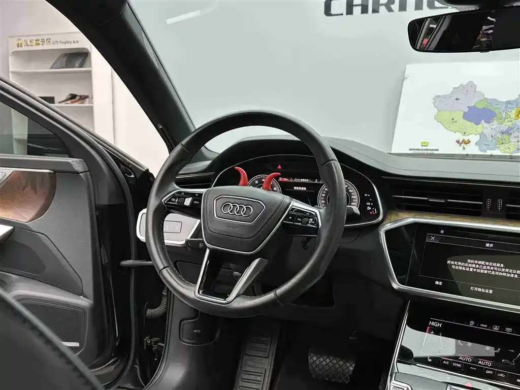 Audi A6L 2023 из CN, фото 3
