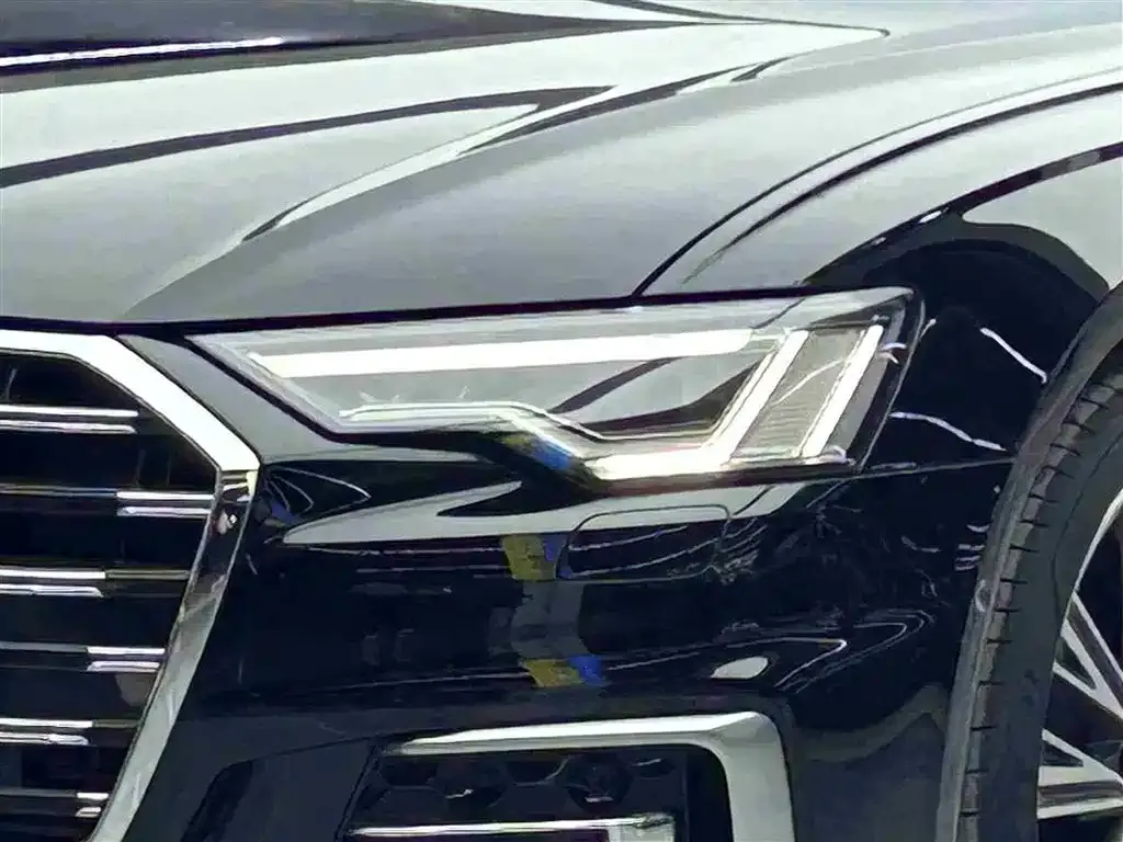 Audi A6L 2023 из CN, фото 4