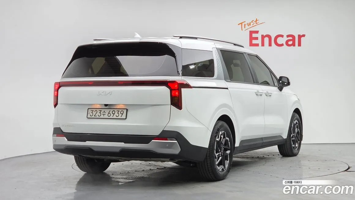 Kia Carnival 2024 из KR, фото 3