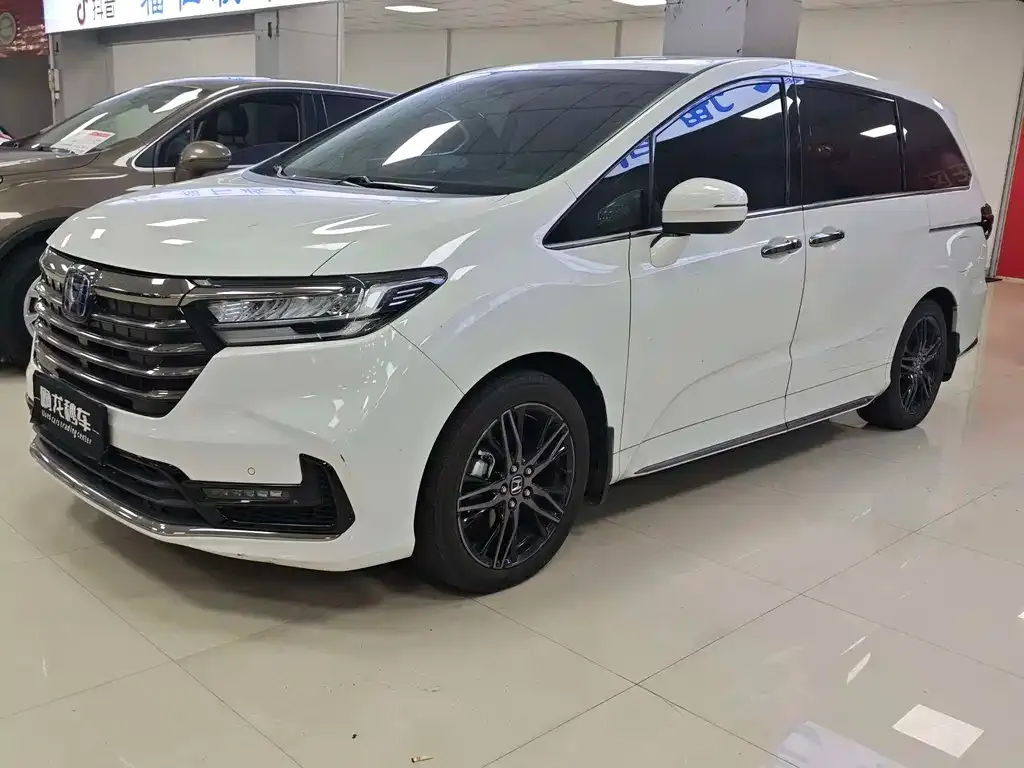 Honda Odyssey 2023 из CN, фото 1