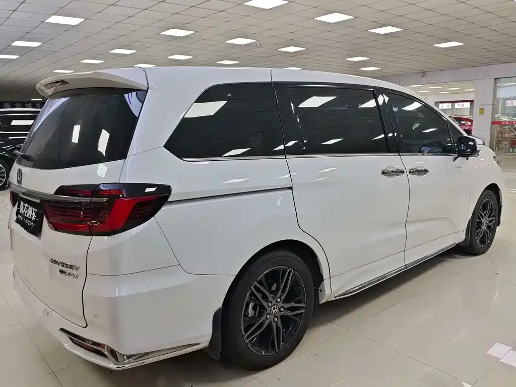 Honda Odyssey 2023 из CN, фото 6
